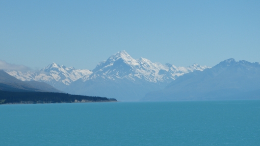 am Lake Pukaki mit Blick auf den Mount Cook